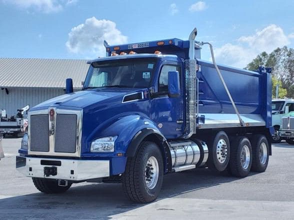 2026 Kenworth T880 image 1