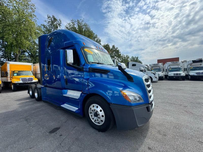 2021 Freightliner Cascadia image 3