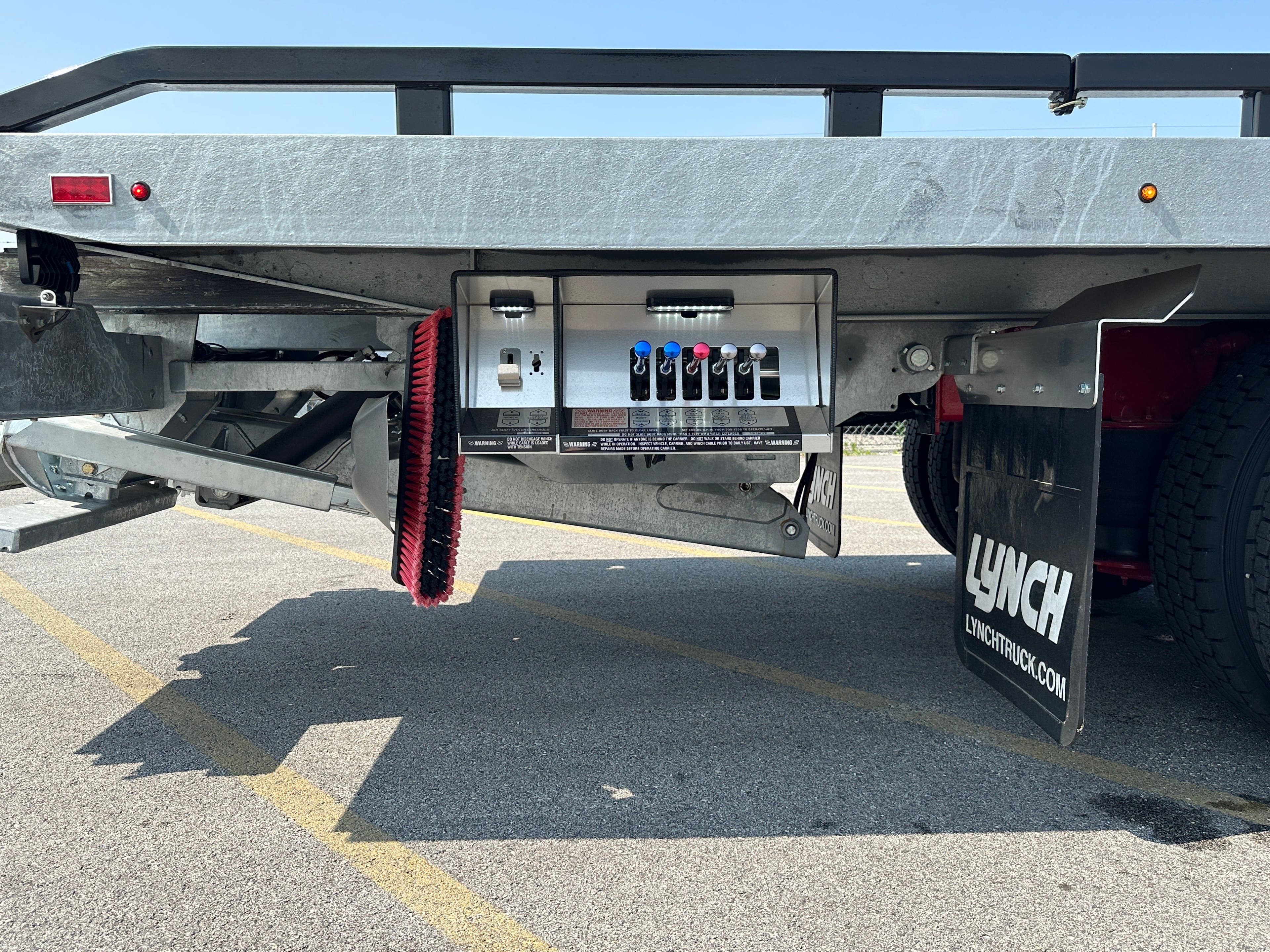 2025 Freightliner M2 106 image 25