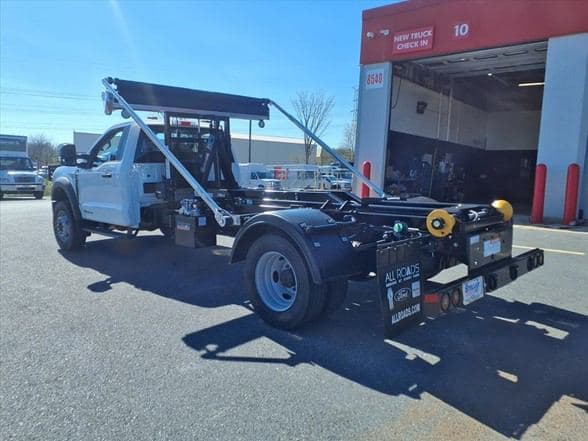 2026 Ford F600 SD XL image 5