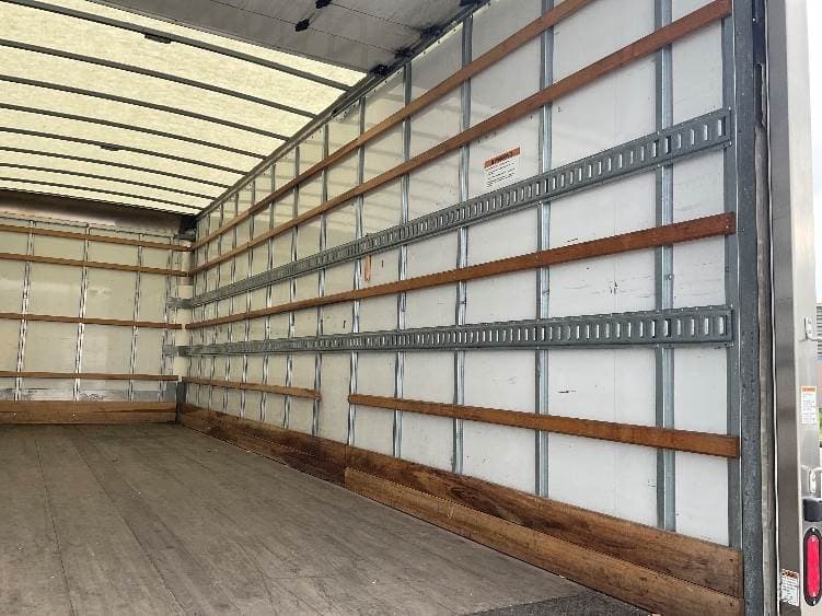 2022 International MV607 Box Truck - 220HP, 6 Speed Automatic, Roll up Door image 12