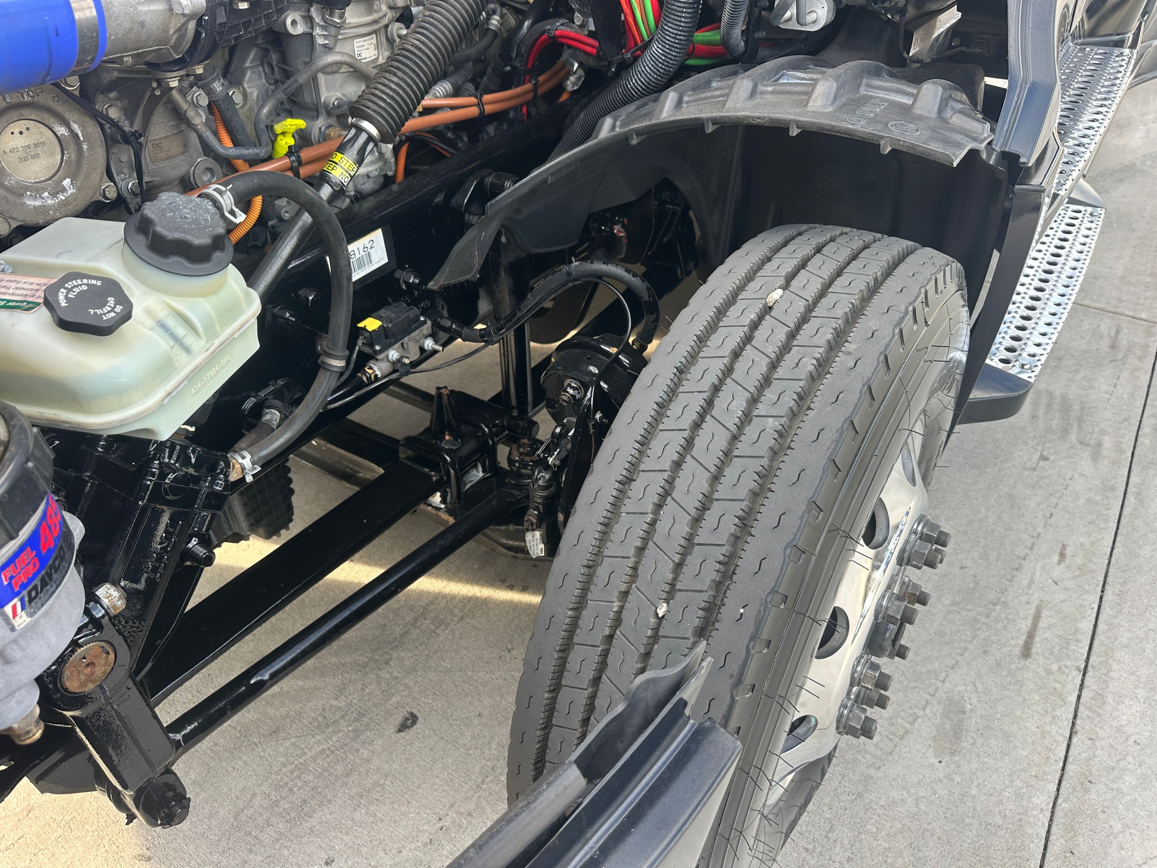 2021 Freightliner Cascadia 126 image 24