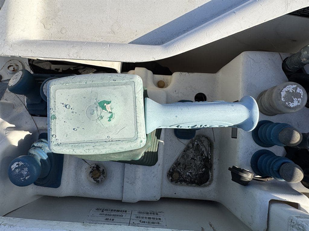 2015 Freightliner M2 106 image 30