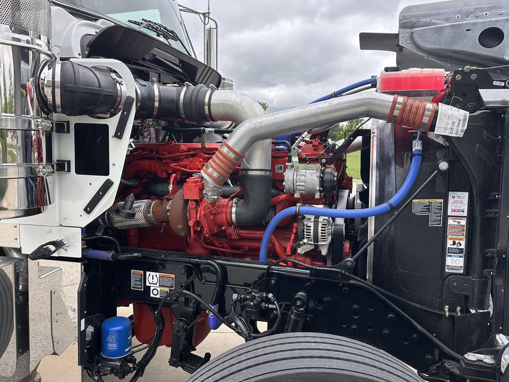 New 2027 KENWORTH W900L image 26