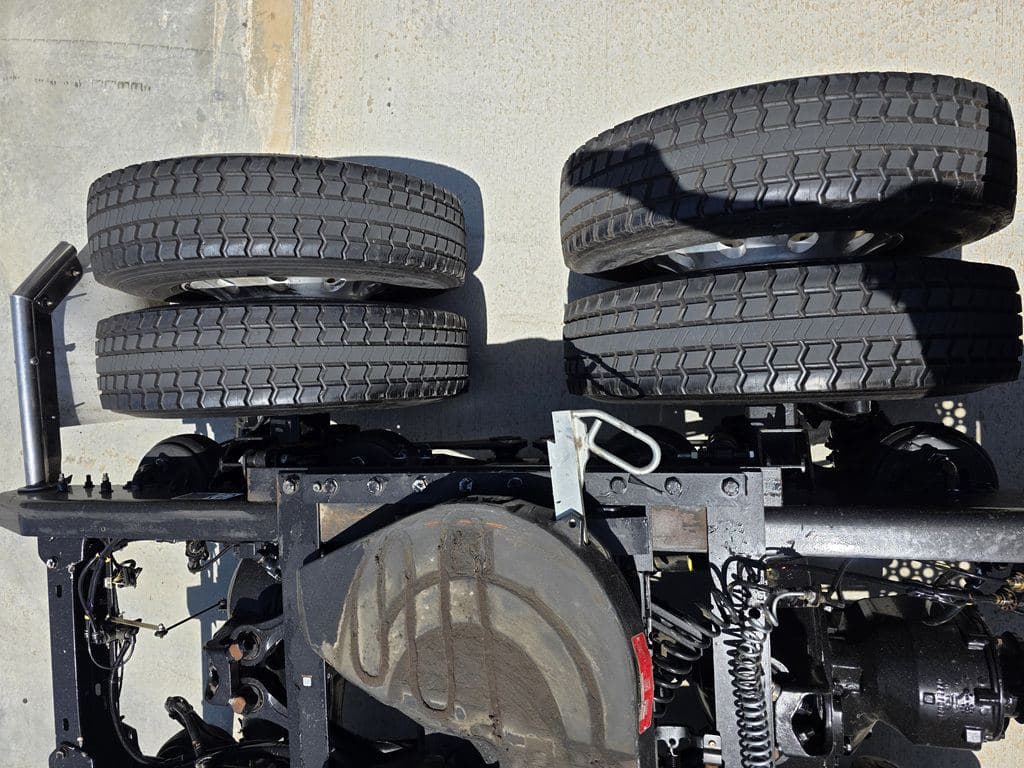 Used 2022 KENWORTH T880S image 17