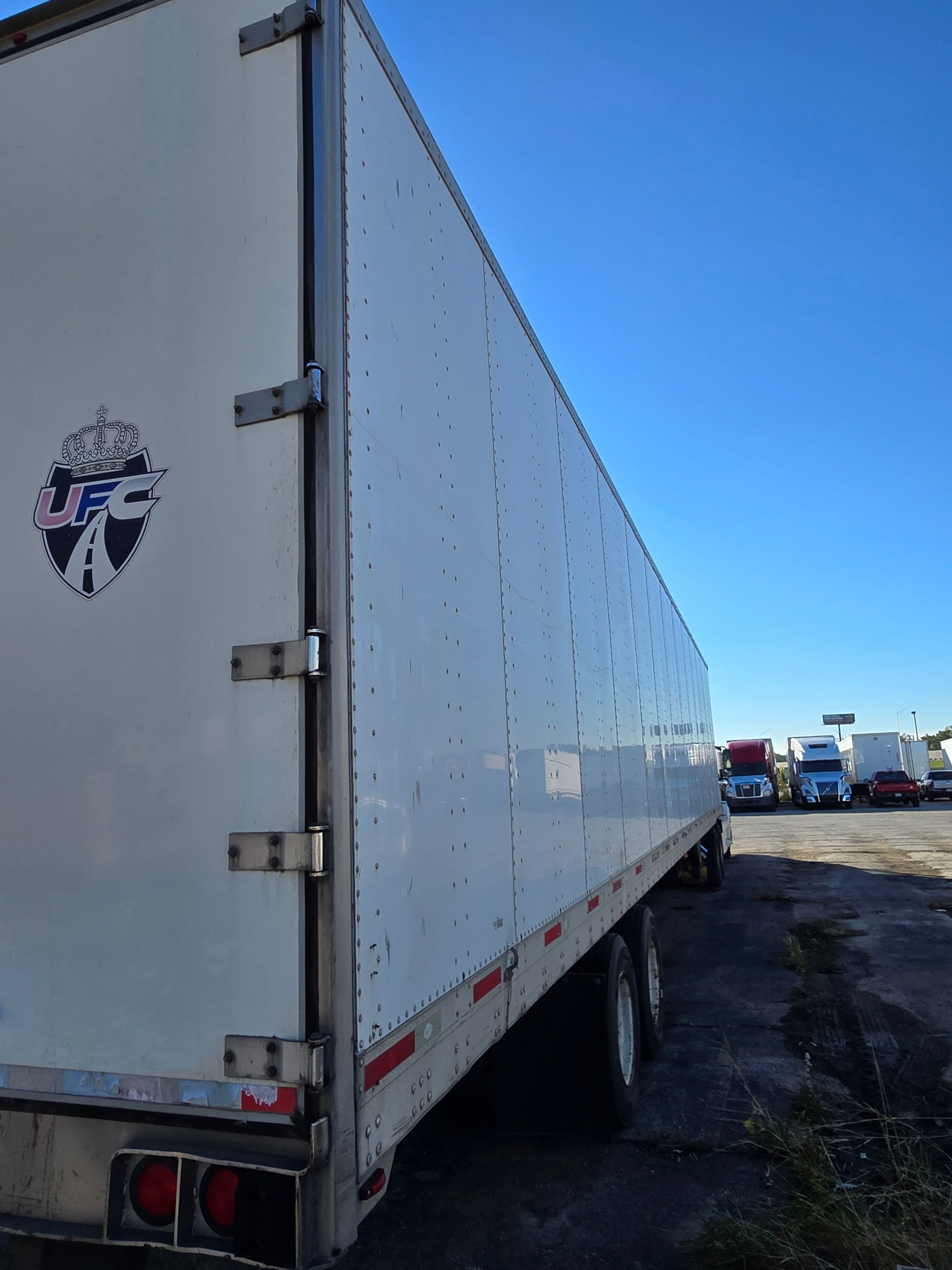 2011 Utility 53` Dry Van image 3