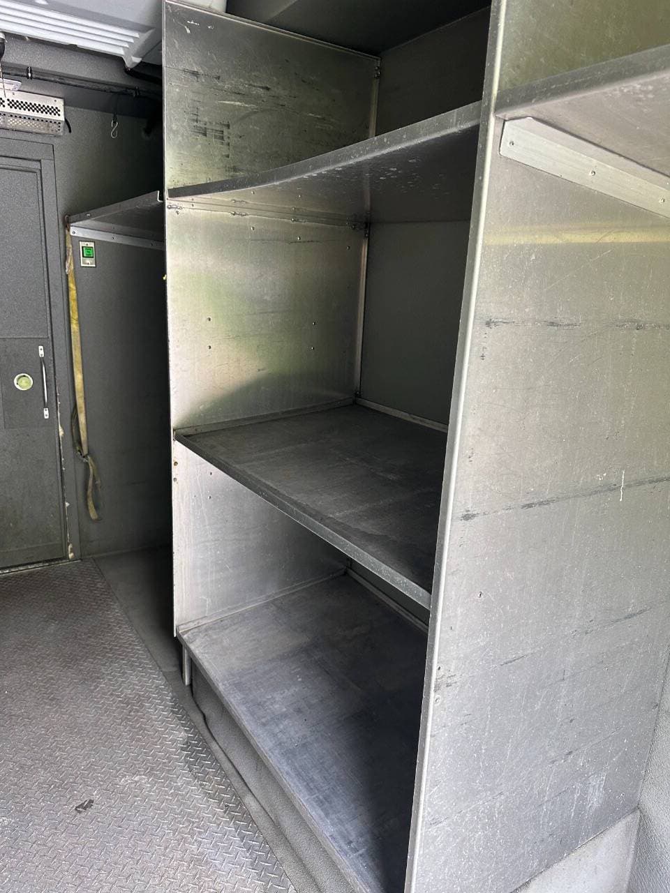 2017 Freightliner MT45 image 18