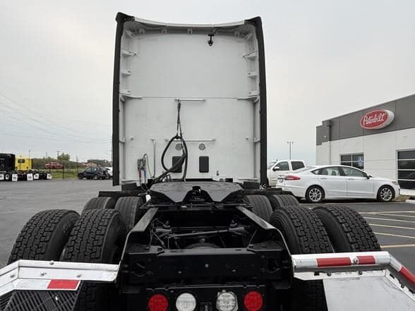 2019 Kenworth T680 image 6