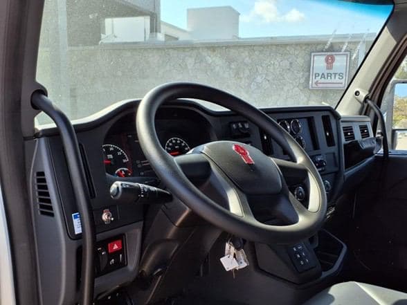 2025 Kenworth U7-10 image 15