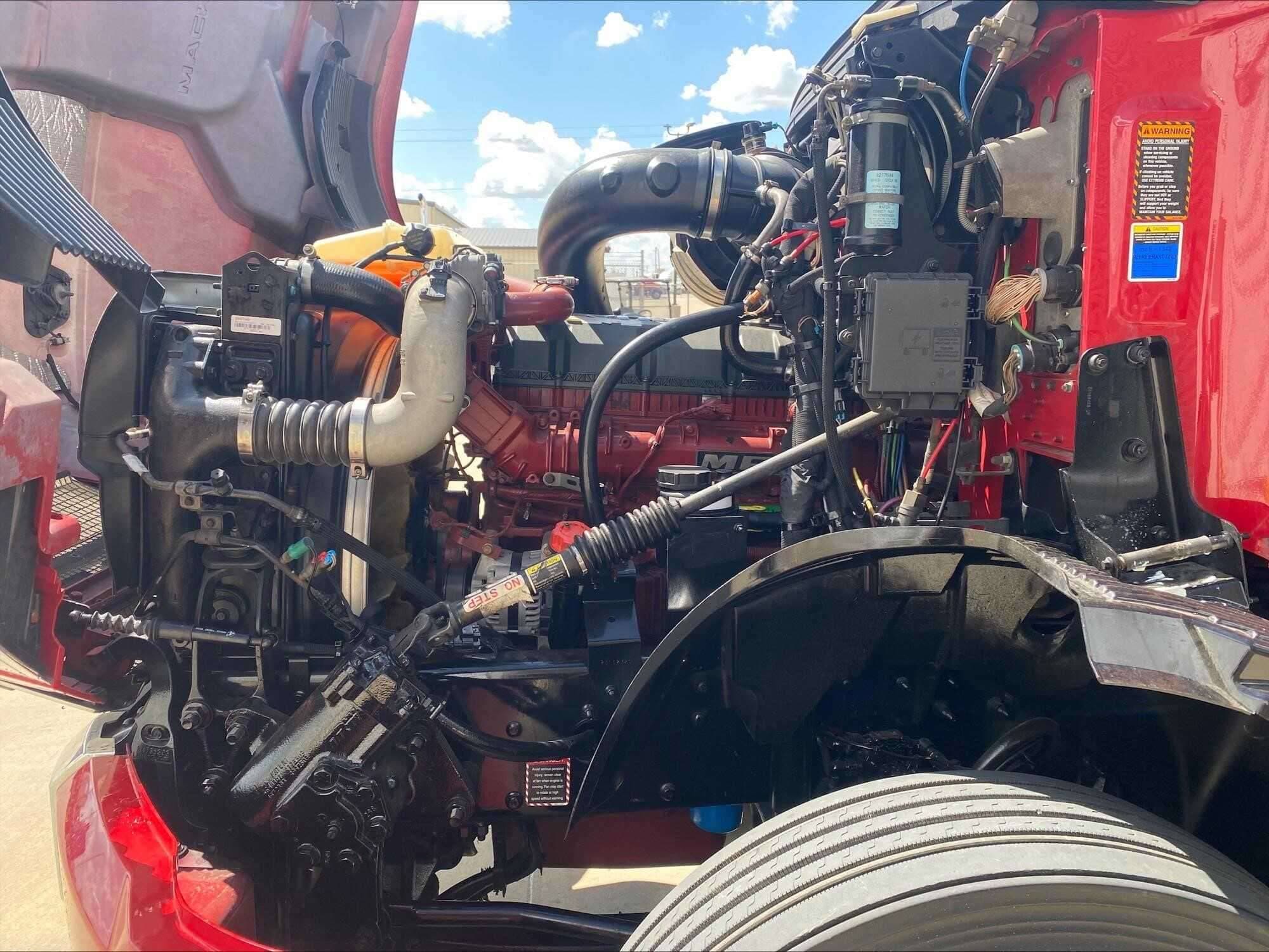 Used 2020 MACK ANTHEM Conventional - Sleeper Truck in Tulsa, OK image 9