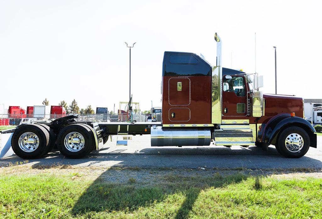 New 2026 KENWORTH W900L image 22