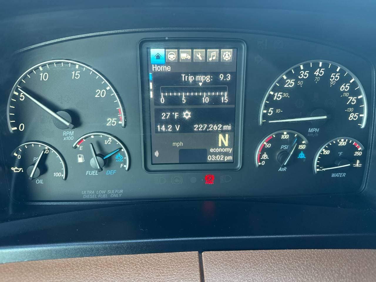 2022 Freightliner Cascadia 126 image 12