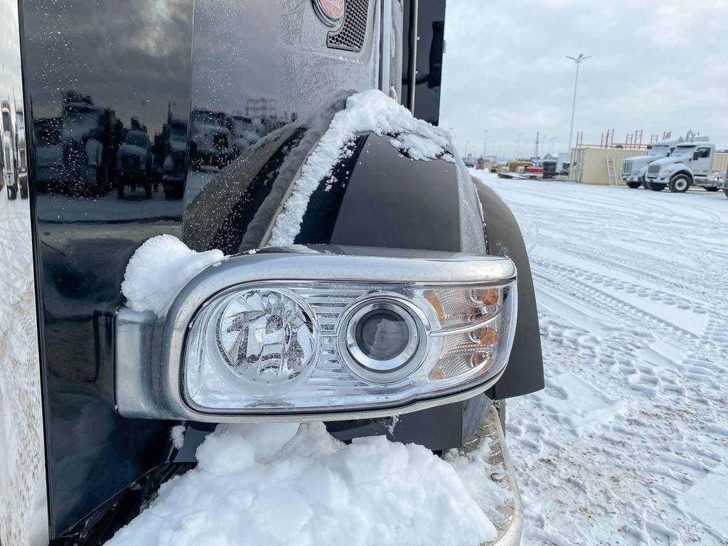 2024 Peterbilt 567 image 4