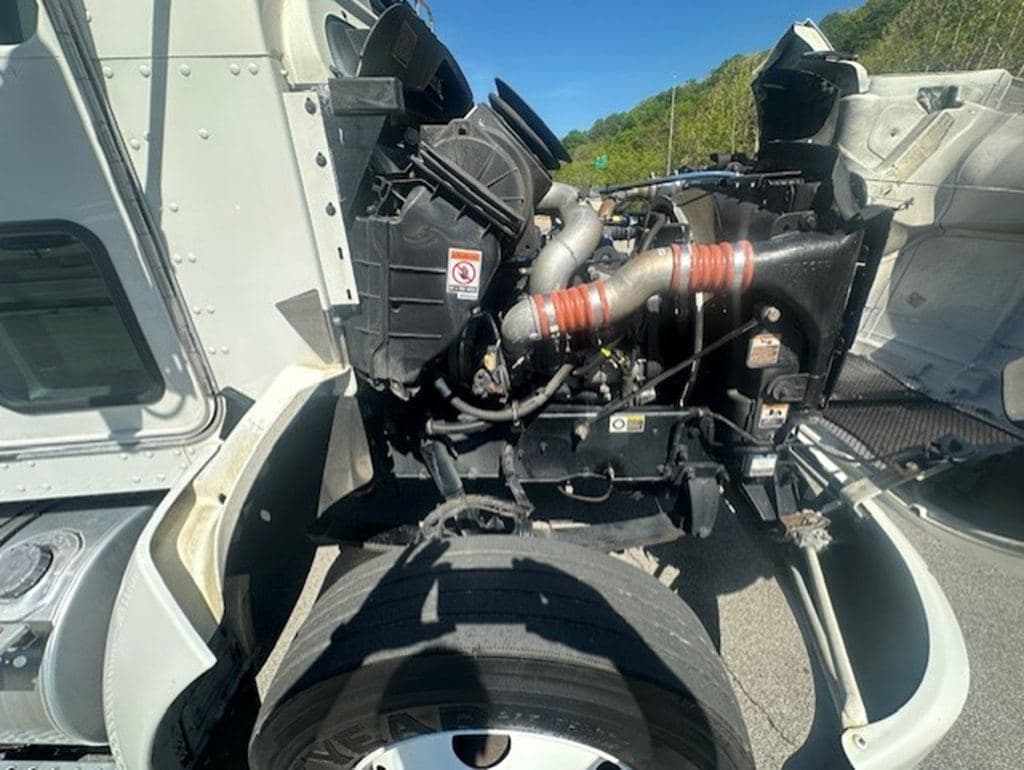 Used 2022 KENWORTH T270 image 12