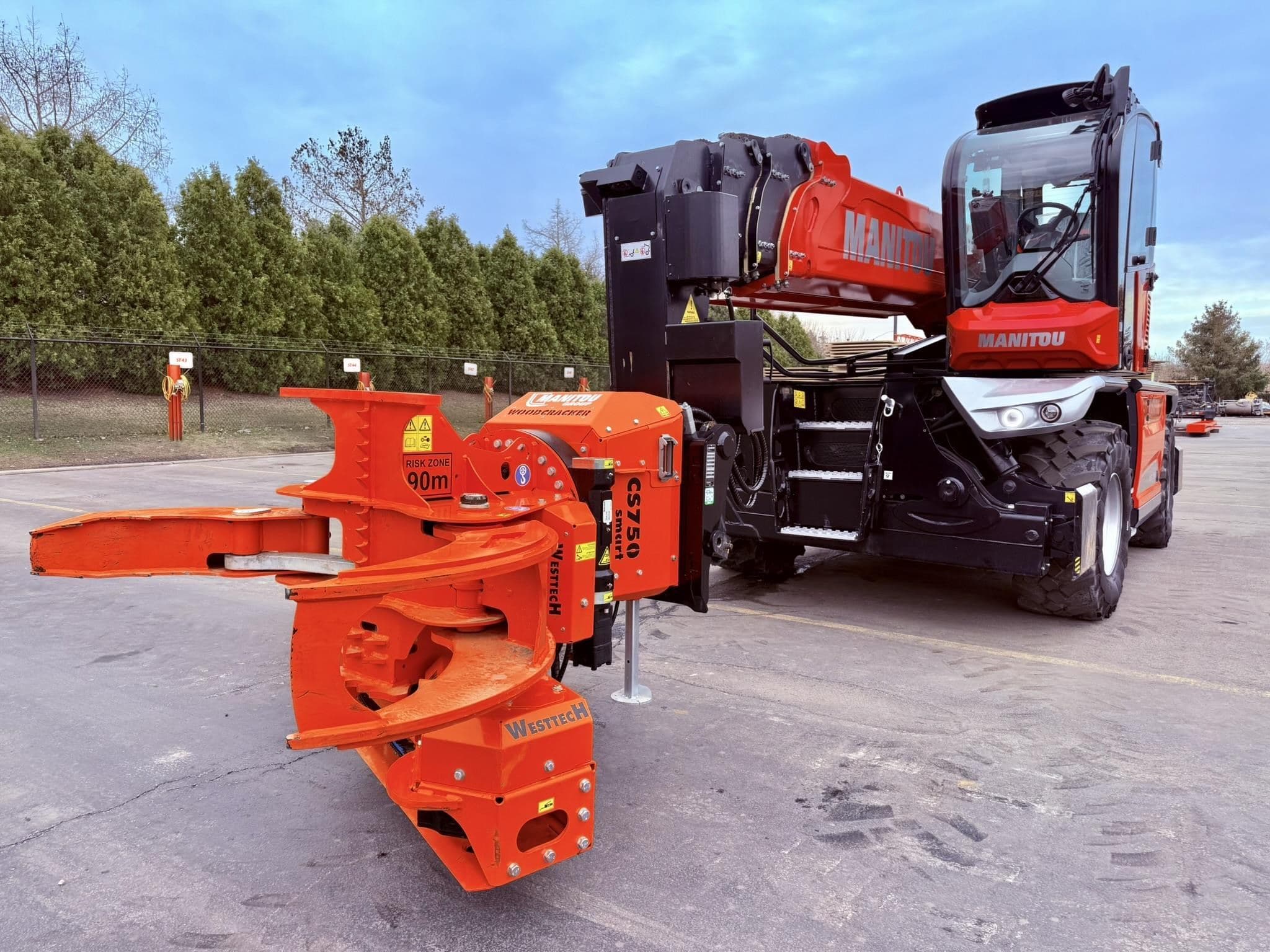 2026 MANITOU MRT2660 Woodcracker CS750 image 12