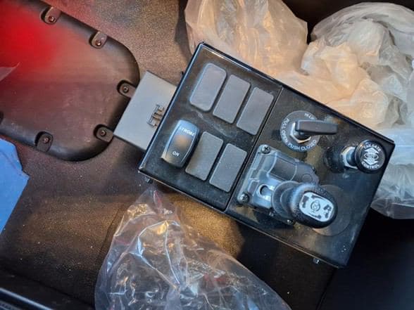 2025 Kenworth T880 image 18