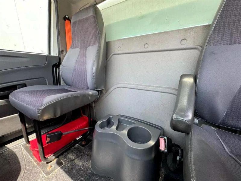 2019 International 4300 image 9