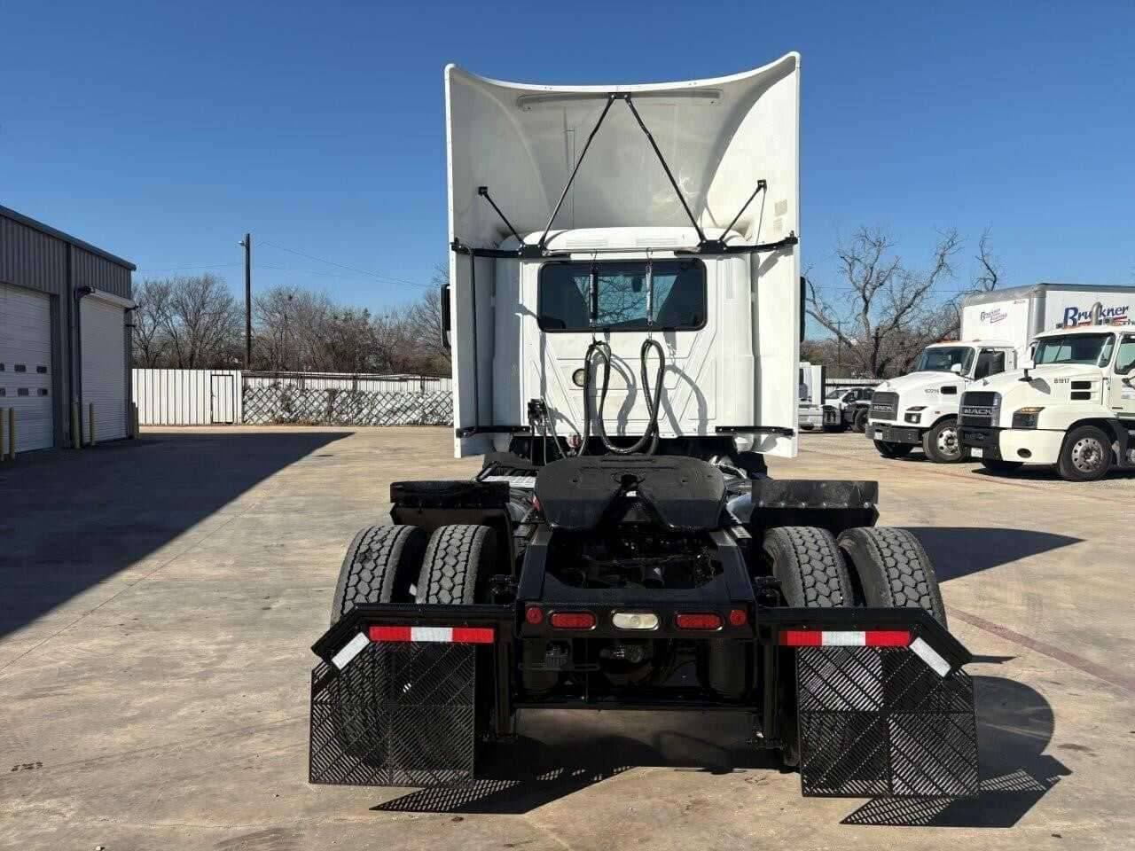 Used 2022 MACK ANTHEM Conventional - Day Cab in Bossier City, LA image 8