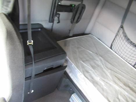 2020 Freightliner Cascadia image 15