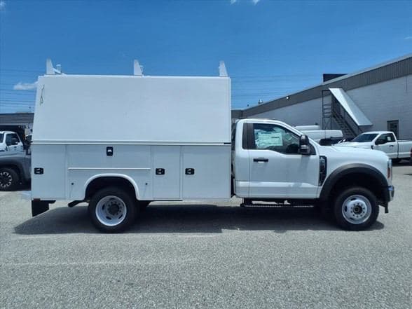 2024 Ford F550 SD XL image 3
