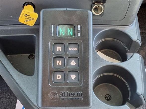 2026 Kenworth T880 image 27