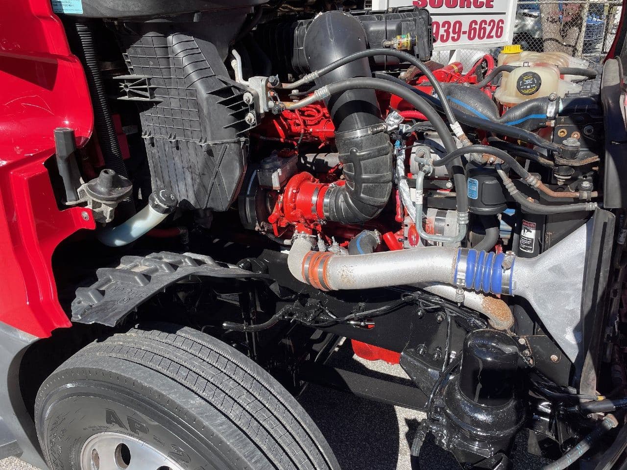 2020 Freightliner Cascadia 126 image 31