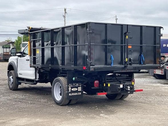 2024 Ford F550 image 6