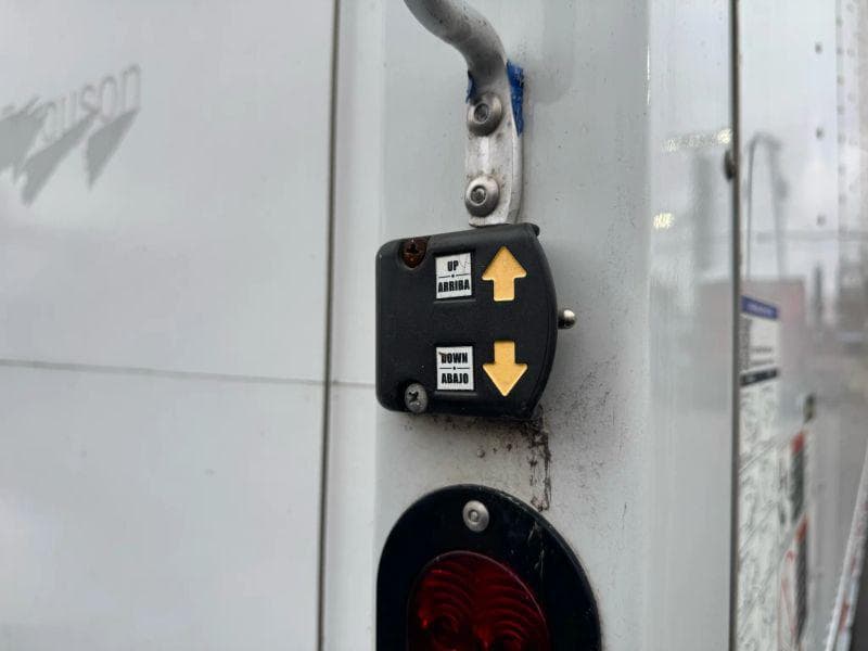 2021 Mack AN64T image 19