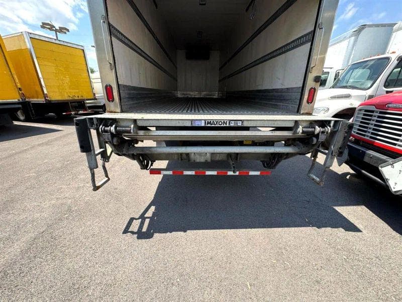 2019 International 4300 image 13