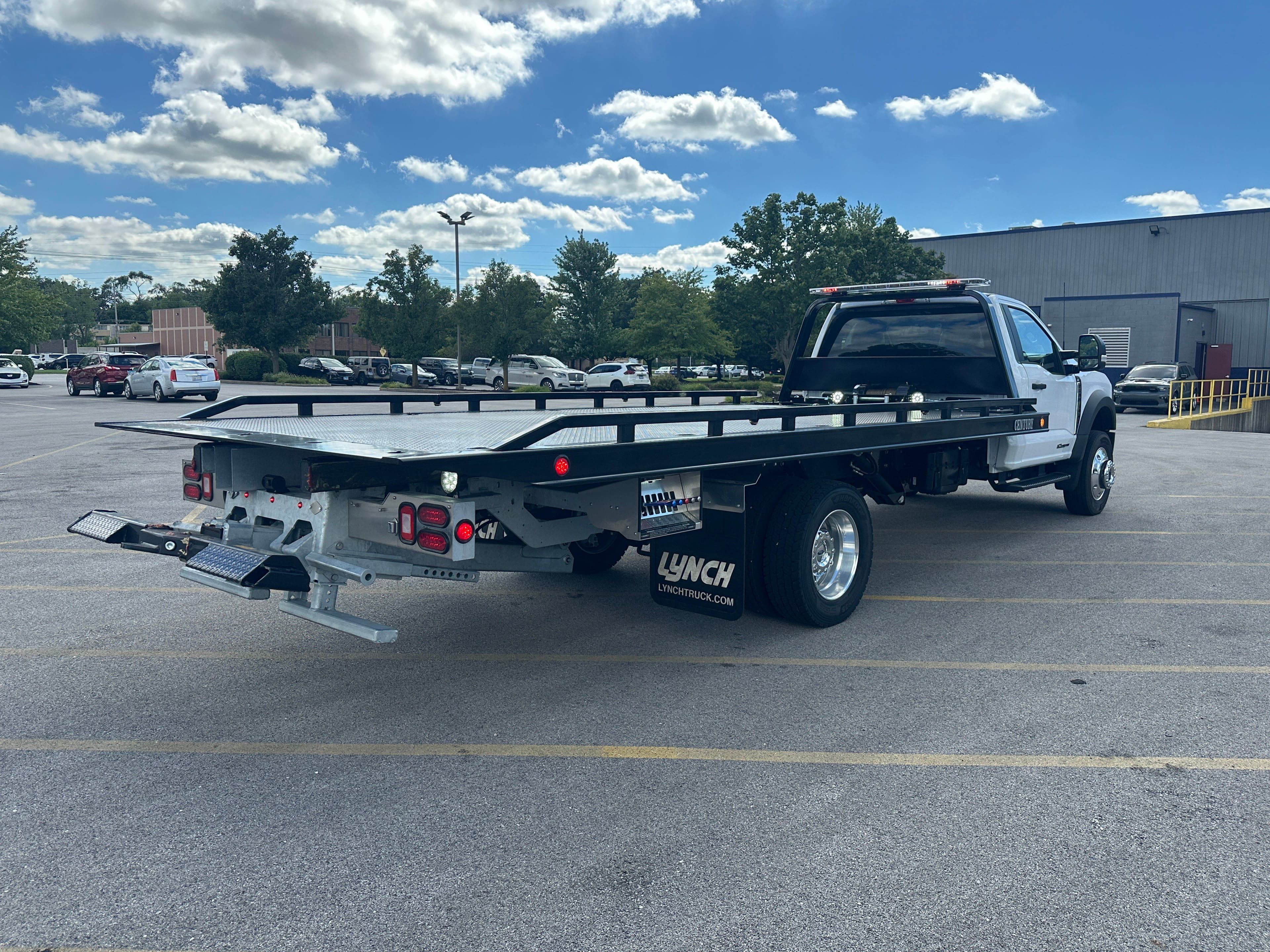 2024 Ford F-600 WITH A CENTURY 19.5' STEEL CARRIER  (SK#: 6117C) image 6