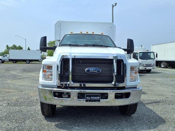 2026 Ford F750 SD image 8