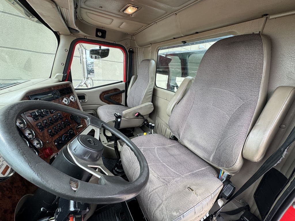 Used 2016 INTERNATIONAL 5900 image 28