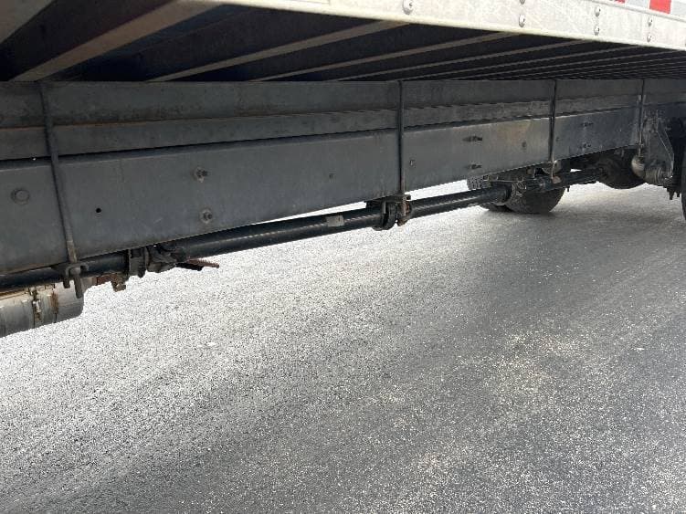 2022 International MV607 Box Truck - 220HP, 6 Speed Automatic, Roll up Door image 5