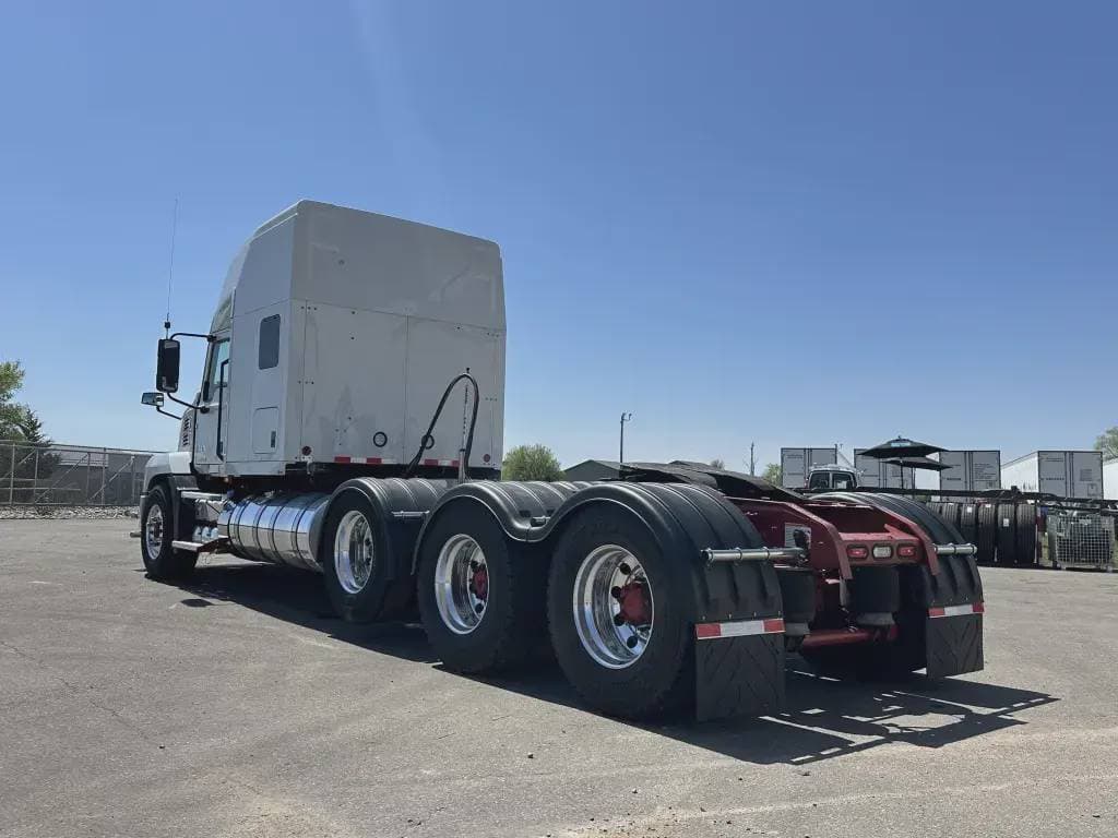 Used 2021 MACK Conventional - Sleeper Truck image 5