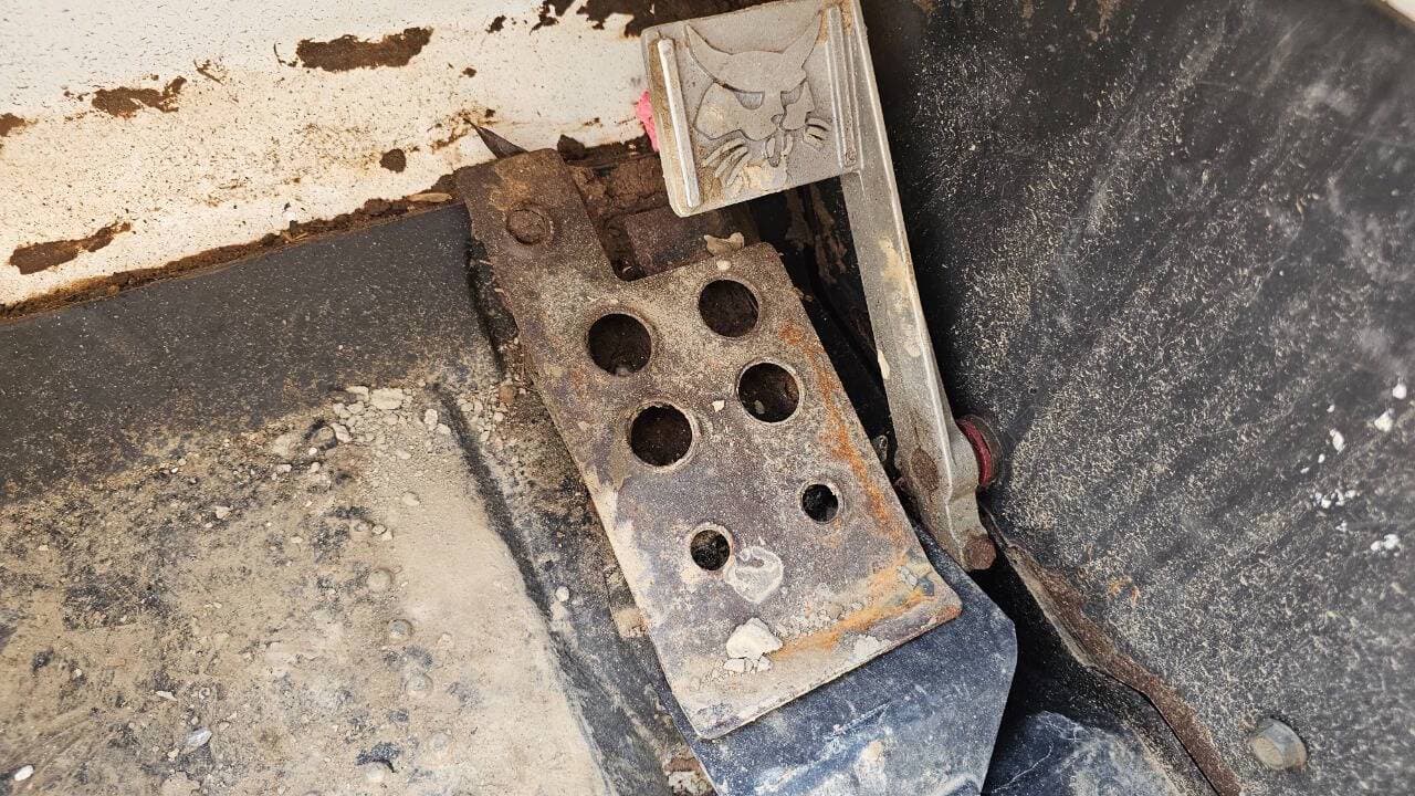 2021 Bobcat T595 image 14