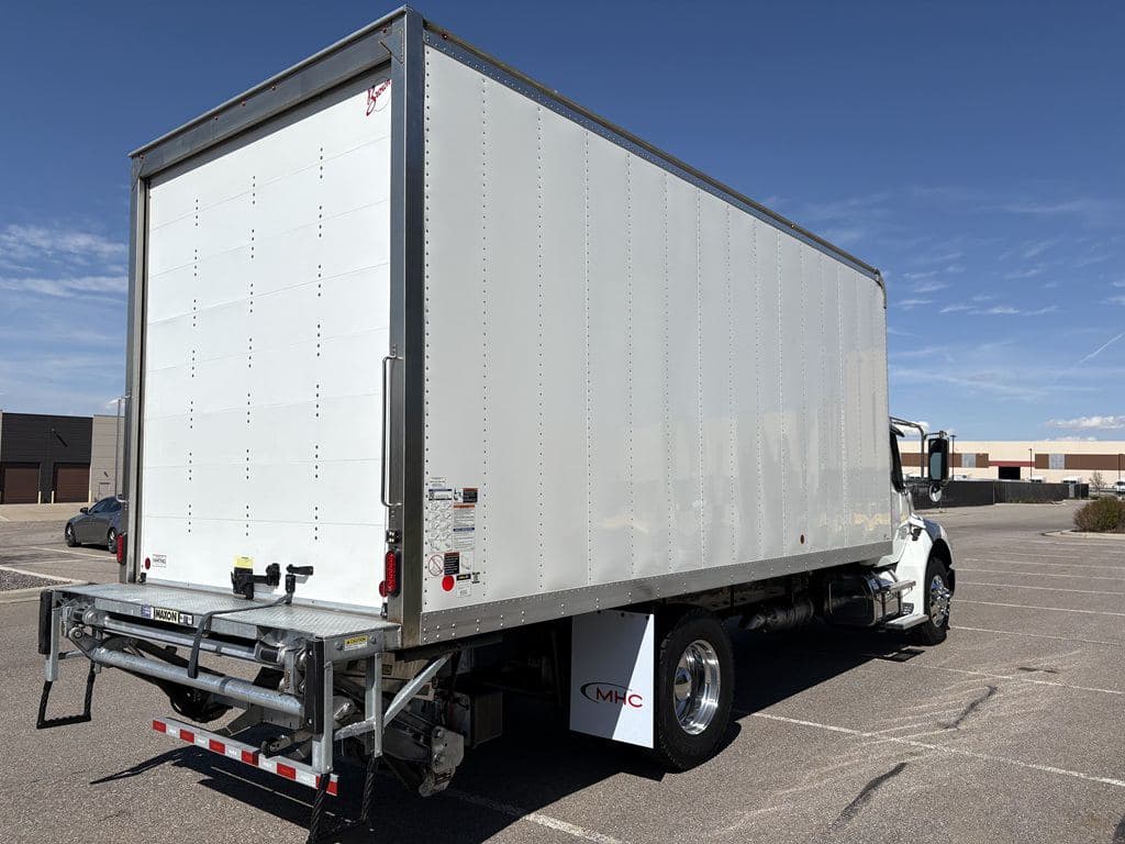 Used 2025 KENWORTH T380 image 13
