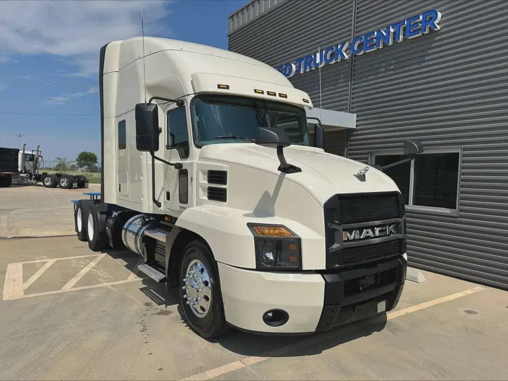 Used 2023 MACK Conventional - Sleeper Truck image 1