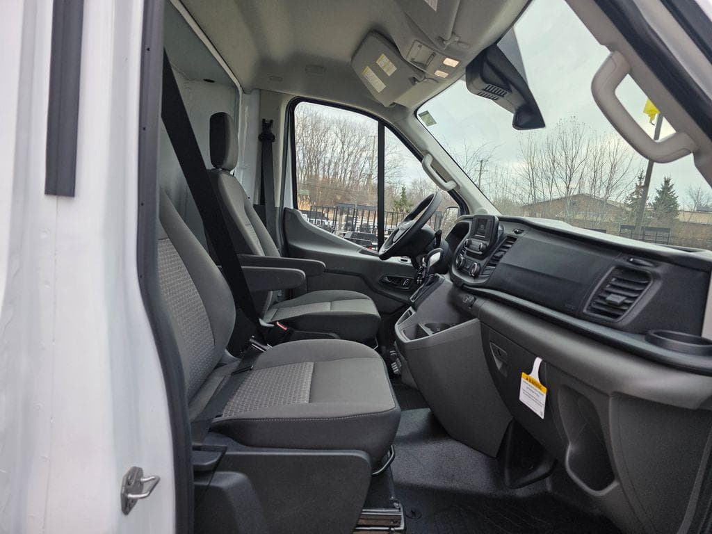 2024 Ford Transit-350 Base image 42