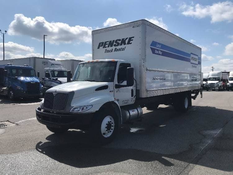 2022 International MV607 Box Truck - 220HP, 6 Speed Automatic, Roll up Door image 3