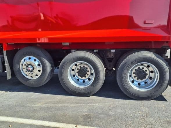 2026 Kenworth T880 image 5