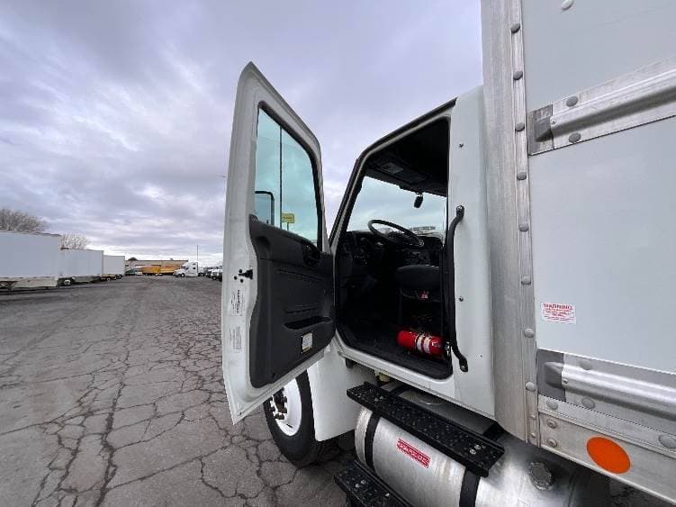 2022 International MV607 Box Truck - 220HP, 6 Speed Automatic, Roll up Door image 16