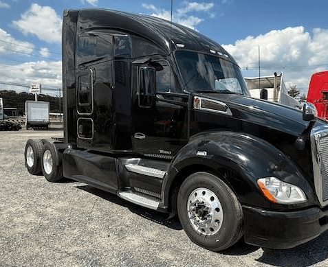 2020 Kenworth T680 image 2