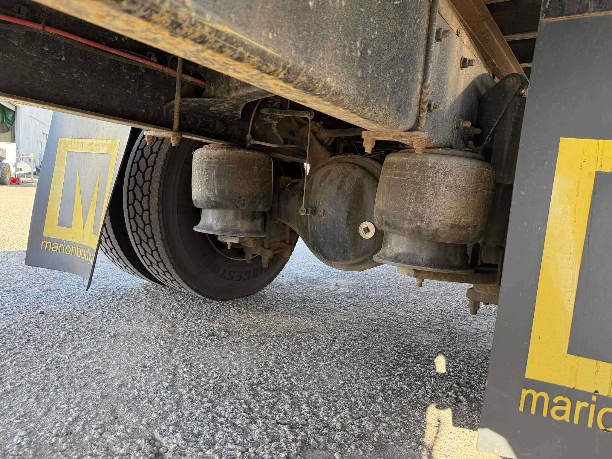2021 Freightliner M2 image 13