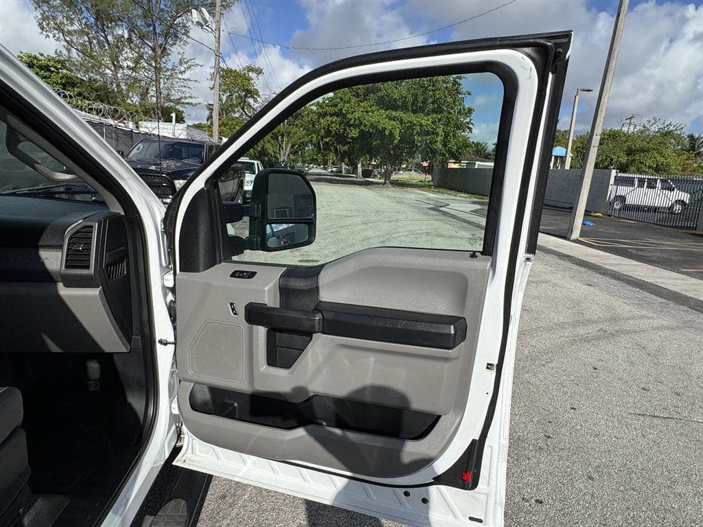 2019 Ford F250sd image 35