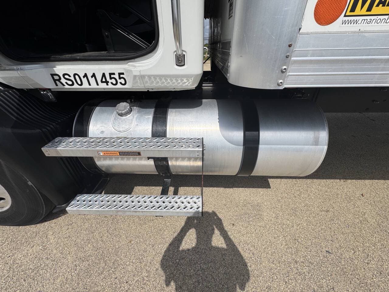 2024 Mack MD6 image 13