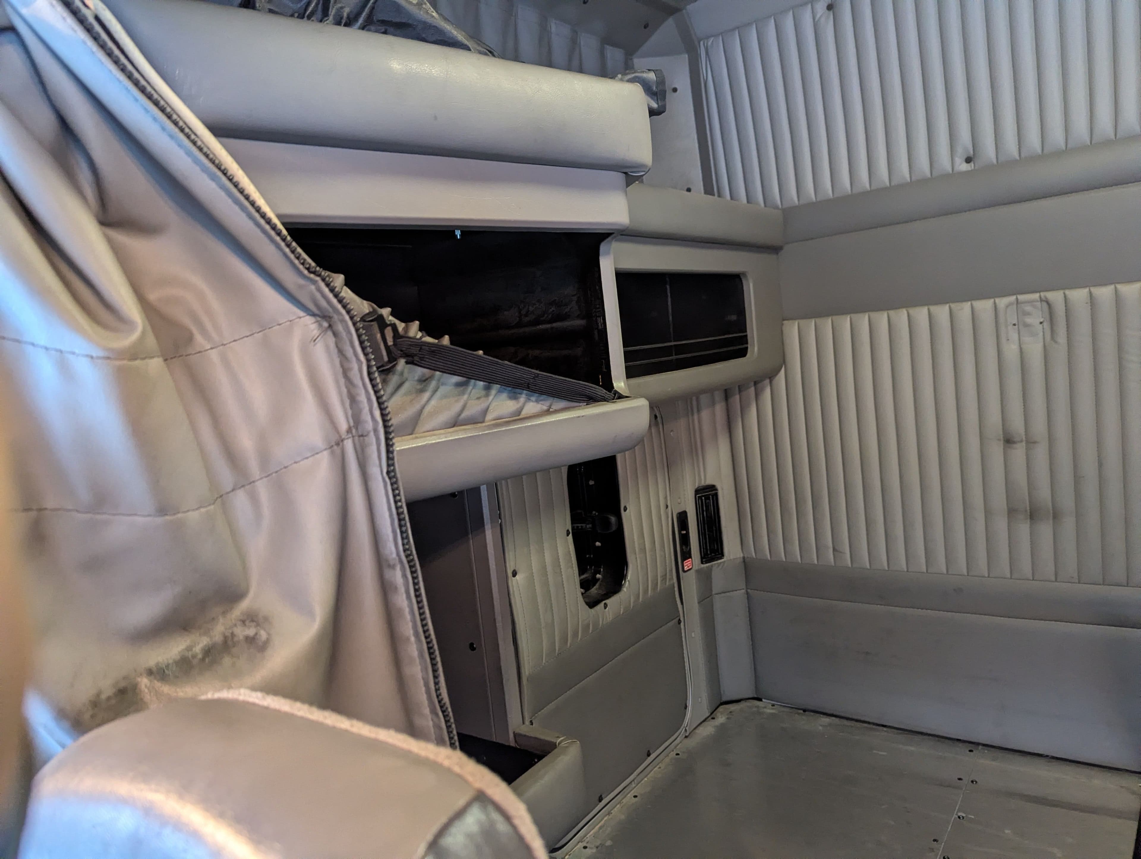 2014 Kenworth T6 Series image 13