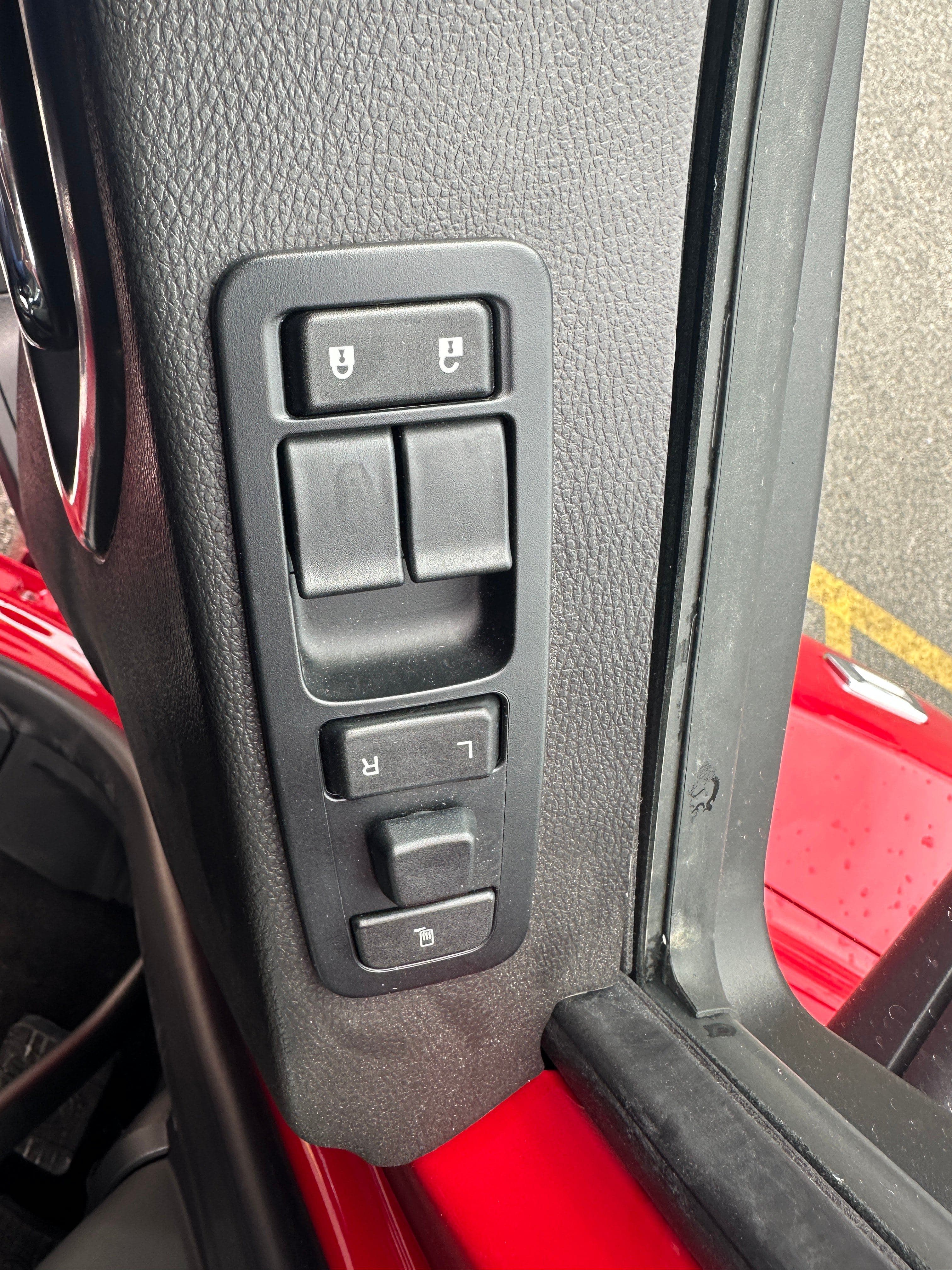 2025 Kenworth T880 with a Century 5130 image 10