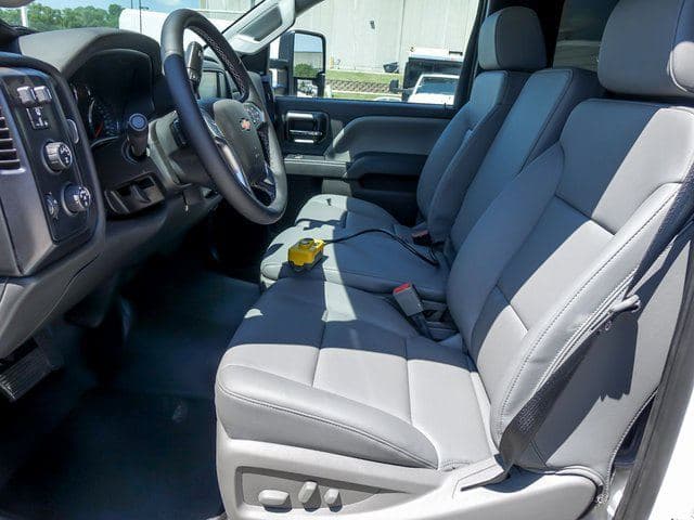 2024 Chevrolet Silverado 4500HD Work Truck image 13