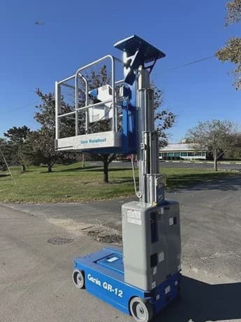 2016 GENIE GR12 image 6