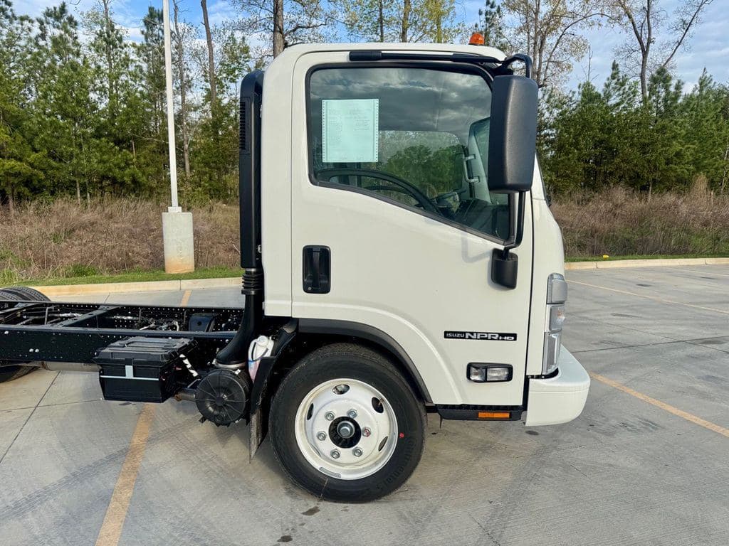 New 2026 ISUZU NPR-HD image 6